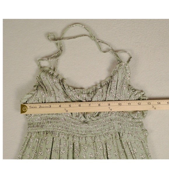 NWOT SHEIN Womens Smocked Waist Floral Tiered Mini Dress Sage Green Size Medium - Picture 8 of 9